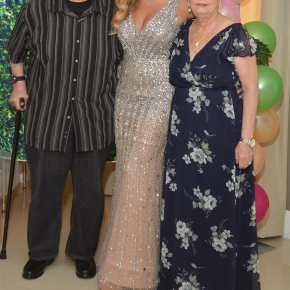 Worn once, has alittle beads hanging off other than that pretty good condition - Picture 3 of 3